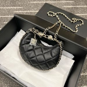 chanel 23p crescent bag