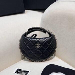 replica chanel 23c pouch
