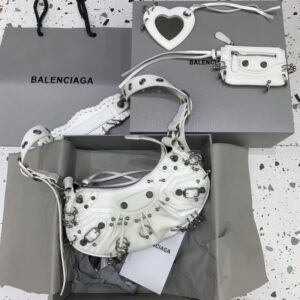 replica balenciaga le cagole white