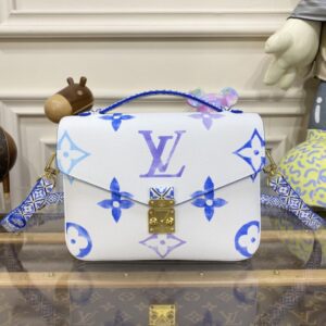 replica louis vuitton pochette metis blue