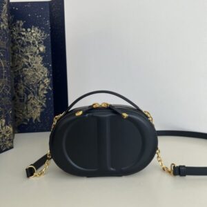 replica dior signature top handle black