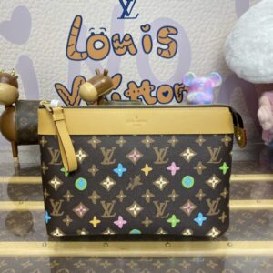 replica louis vuitton pochette voyage brown