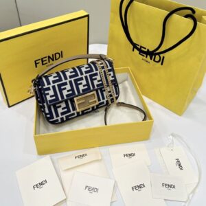replica fendi baguette small cotton blue