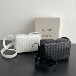 replica bottega veneta loop camera bag