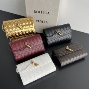 replica bottega veneta andiamo clutch wallet