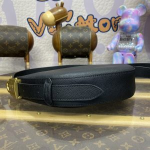 replica louis vuitton bumbag low key black