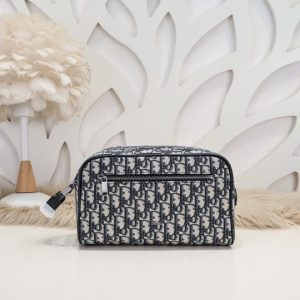replica dior tioletry bag
