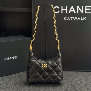 replica chanel 24a hobo small